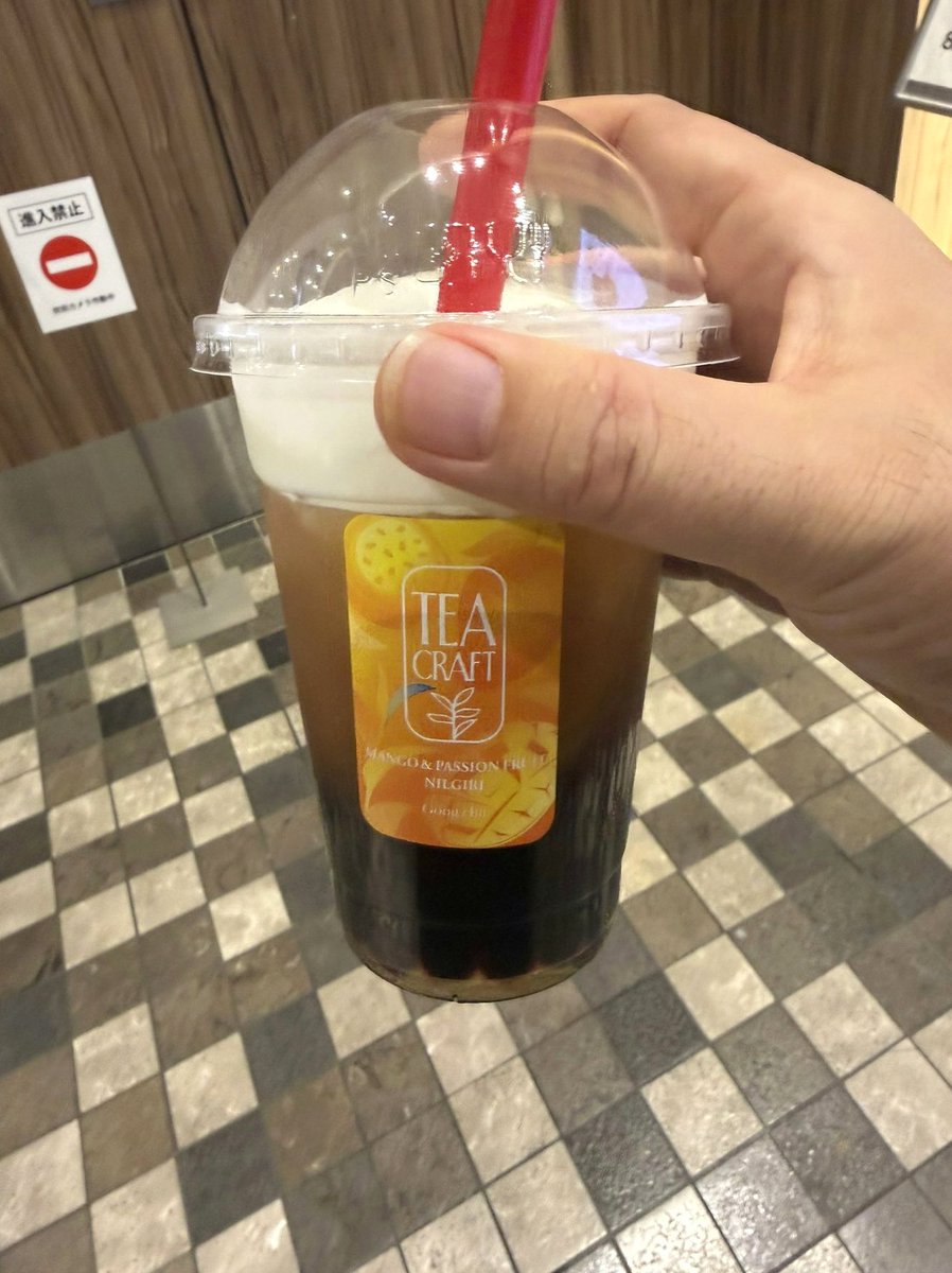 MontyBasetia's tweet photo. 遠距離と中距離のエイムありえないくらい弱いからエイム練習した方がいいんだろうけどマジでおもんないからやりたくない https://t.co/Y6AcAdxdjW