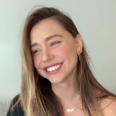 AlexisRen435's tweet photo. #NewProfilePic https://t.co/LgTDjsPaDk
