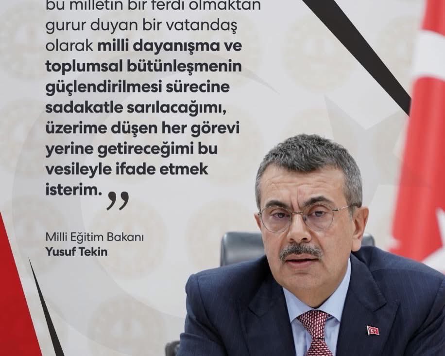 ilhanhayran's tweet photo. Sayın Yusuf Tekin

“Terörsüz Türkiye süreci;Türkiye’de kardeşliği, milli birliği ve beraberliği tahkim etmeyi hedef olarak ortaya koyan yaklaşımdır.

Bu yolda da, Milli Eğitim Bakanlığı olarak öğretmenlerimizle, öğrencilerimizle ve velilerimizle birlikte yürümeye devam edeceğiz.” https://t.co/u2jqPv1kVL