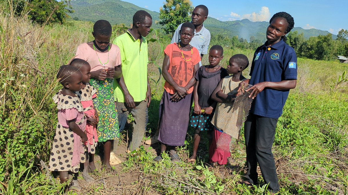 tsevett7776's tweet photo. Our field team visited Ms. Jilda in Alovera Farmer Group, Ajia Sub-County, BCGA Project 🌳  
She shared how the trees will improve her farm: healthier soil, fodder + fruits for food &amp; income.
@UNDP_RomeCentre 
@Y4Cofficial 
@MandelaFarouk https://t.co/qJGYOn4AmB