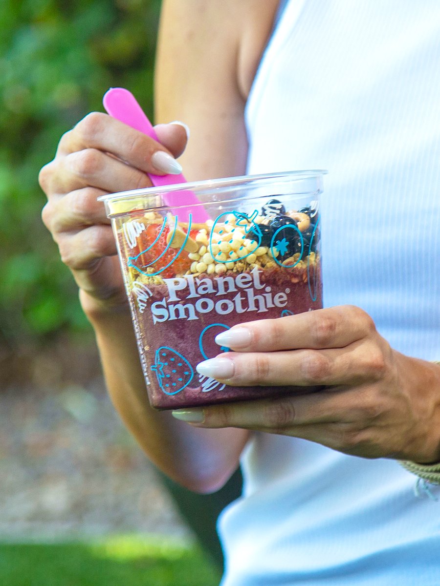 PlanetSmoothie's tweet photo. You can never go wrong with a Funky Monkey bowl! 🥣🍓🫐 💪

P.S. Choose from açaí, dragon fruit or half &amp; half base. 😋 https://t.co/NzKI0N8fdv
