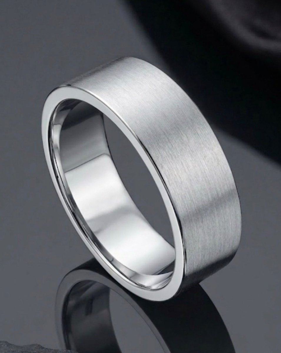 ulammjoyas's tweet photo. DISEÑOS MODERNOS EN ARGOLLAS DE MATRIMONIO

Acabados Mate y Satinado: 
Superficies sin brillo espejo que otorgan elegancia sobria y disimulan el desgaste diario.

https://t.co/63OdBxoxM8
@ulammjoyas https://t.co/l5HmENH1W0