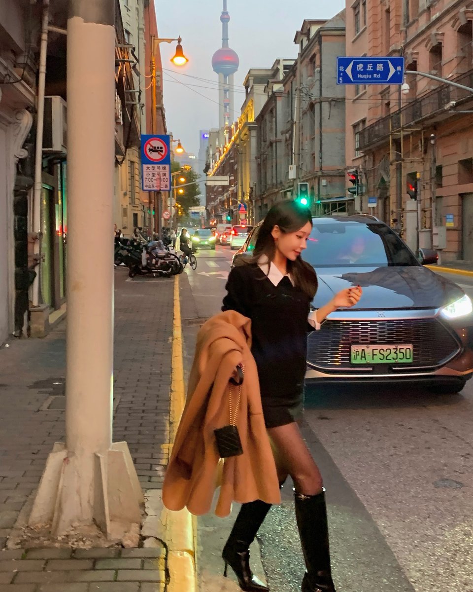 NahuelBOnce's tweet photo. Greetings from my side ✨ your smile can brighten someone’s day—wear it proudly. 🌸
KjUa https://t.co/EwTvYBuYMA