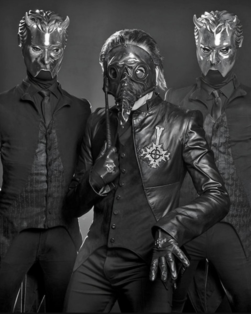 Ghostenespanol1's tweet photo. Fotografías de la era Prequelle tomadas en París por JOHN McMURTRIE. 

#GHOSTENESPANOL 

#theBandGhost #ghostband https://t.co/N4r55QPvCP