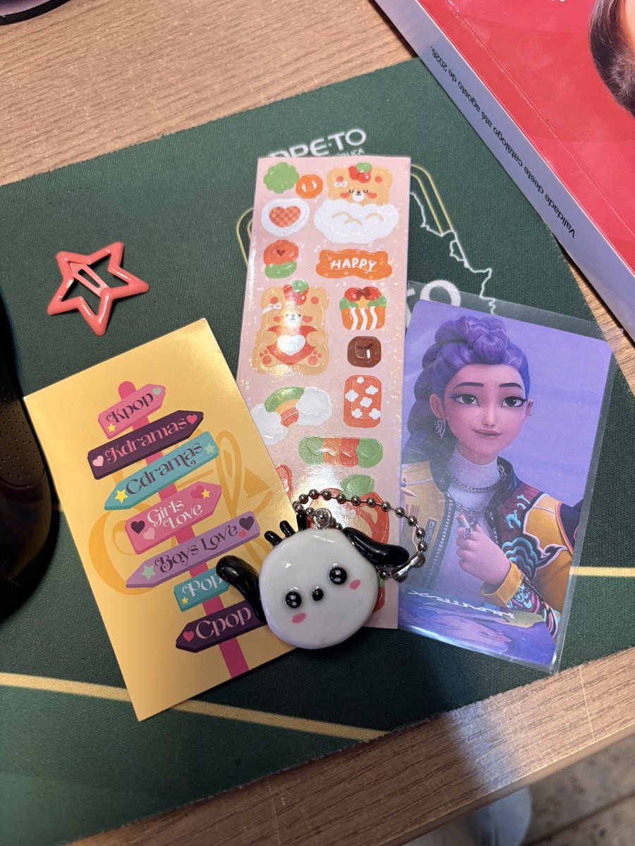 _baejiheon's tweet photo. Fb mega positivo pra @atlantisfancapt que me vendeu esse chaveiro lindíssimo do pochacco 😮‍💨💕💕💕💕 https://t.co/LLNyxWmbeG
