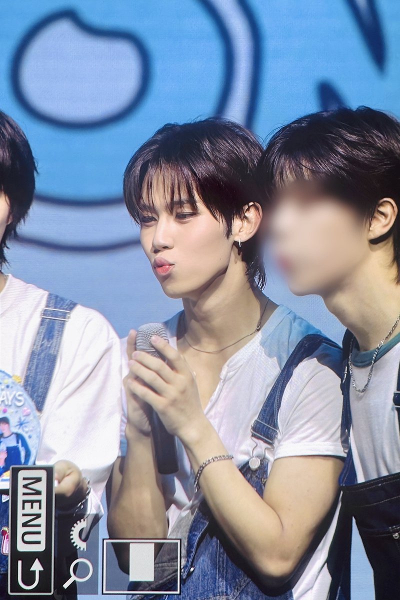 n0ve_e's tweet photo. 260814 백일 추카합니다

#유어즈 #YUHZ #재일 #JAEIL https://t.co/qiFbgFzKad