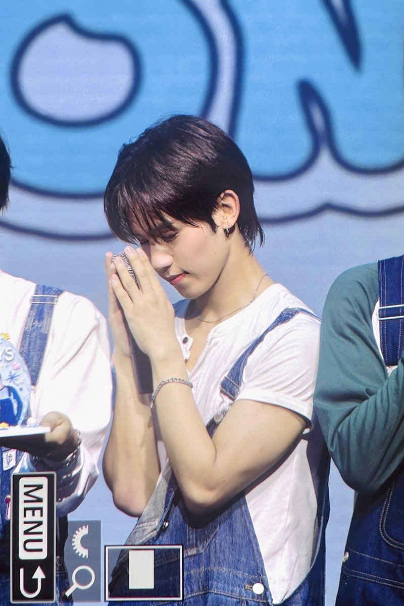 n0ve_e's tweet photo. 260814 백일 추카합니다

#유어즈 #YUHZ #재일 #JAEIL https://t.co/qiFbgFzKad