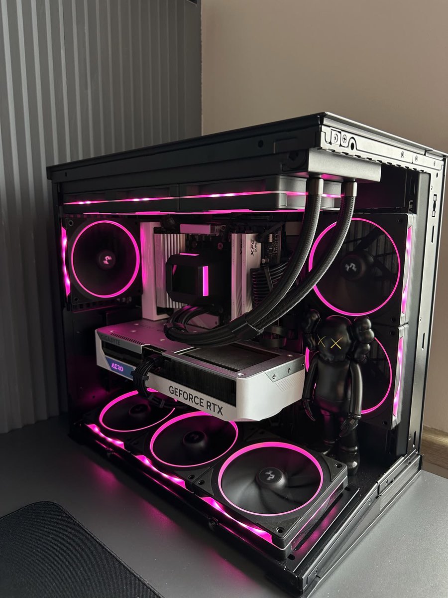 WzMatch's tweet photo. CONCOURS PC GAMER INSANE 🤩🎁

🛠️ RTX 5080 White, boîtier compact, RAM DDR5 

Pour participer :
- 🔁 RT + Like ❤️
- Follow @WzMatch 
- Follow moi sur Instagram : remy.wz

🗓️ Fin dans 7 jours
🍀 Bonne chance https://t.co/L6cpMnFG5l