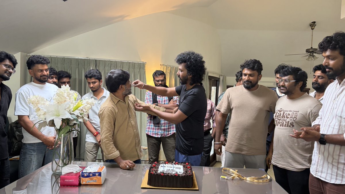 MythriOfficial's tweet photo. Team #AA23 &amp; @MythriOfficial celebrated the massive success of #DC with @Dir_Lokesh ❤️‍🔥

Congratulations on the blockbuster success of #DC. Now, it’s time for #AA23 🔥💪🏻 https://t.co/DCdqAhjU9x