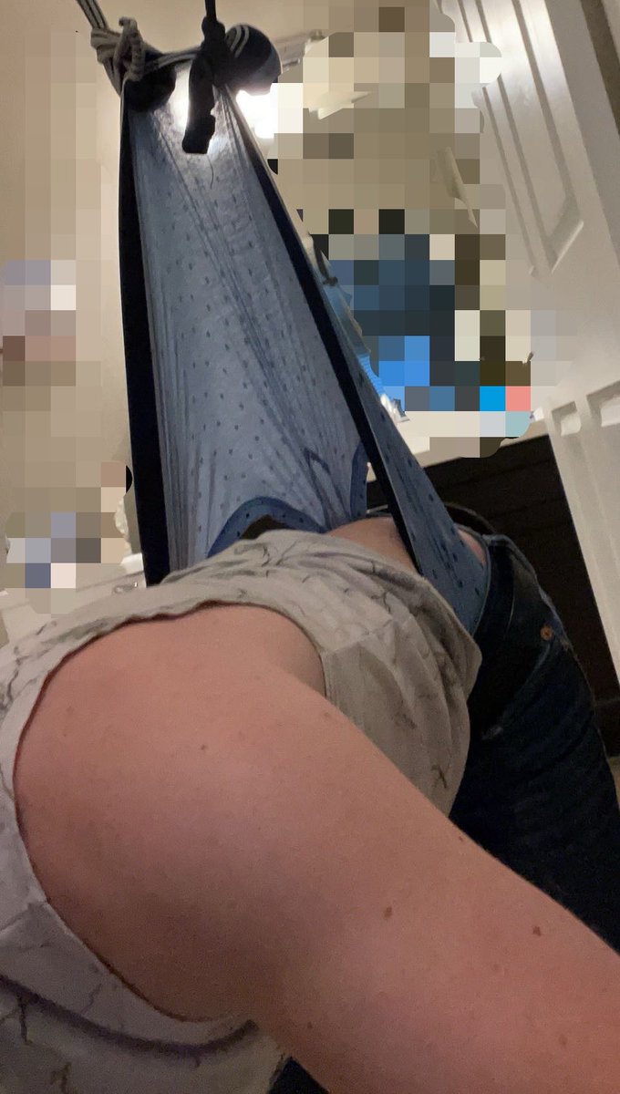 GR1PANDR1P4's tweet photo. I don’t think my asscrack or hole will ever be the same after this #hangingwedgie bro 😵‍💫😵‍💫 #wedgie #calzonchino #cuecao https://t.co/avyVPMePj6