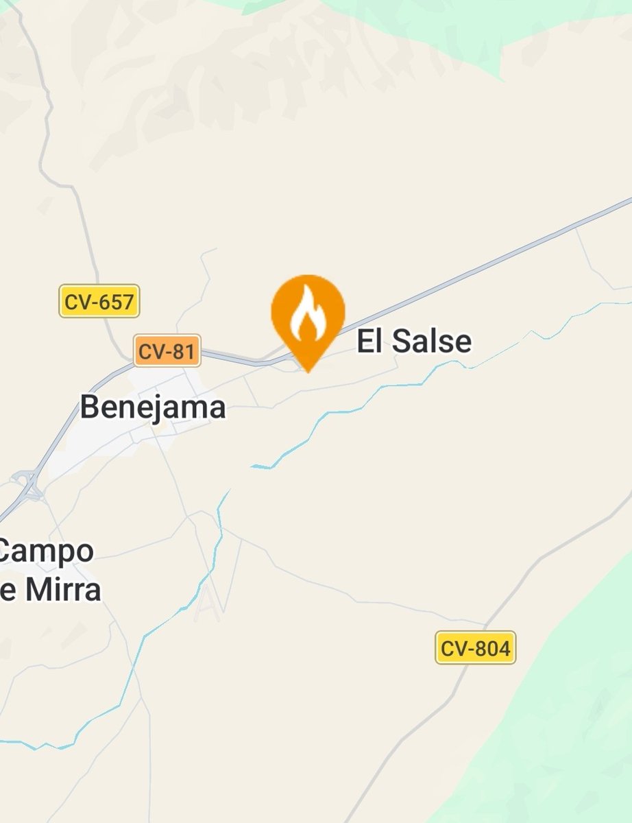 VOSTcvalenciana's tweet photo. 🔥Declarado #incendio de #vegetación en #Beneixama (A) entre la CV-81 km30 y el río Vinalopó. Medios movilizados. https://t.co/iUsKEEtPhi