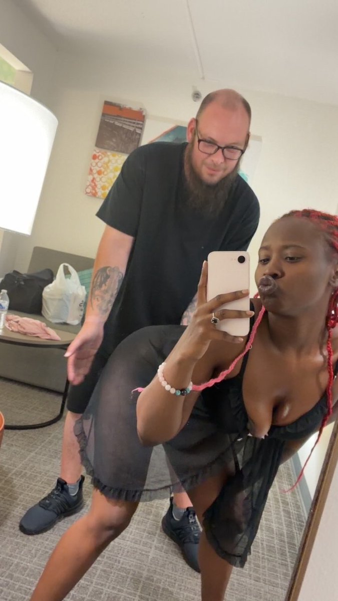 Jasonpbwj's tweet photo. @ThroatinKitten I got all the proof. All the conversations. All I asked was leave me alone. But you keep going https://t.co/B2dBWeMD0g