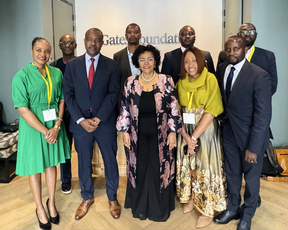 nardosbthomas's tweet photo. FROM SHARED PURPOSE TO CONTINENTAL SCALE

I had a productive meeting with Dr @pbasinga, Director for Africa at the @gatesfoundation, and his team, on deepening our partnership in support of Africa’s development priorities.

Our discussion focused on strengthening health systems, advancing medicines regulation, harnessing science and innovation, and taking proven solutions to scale.

Africa needs partnerships that align behind continental priorities and translate shared ambition into lasting impact.

#AUDA_NEPAD #Agenda2063 #Partnerships #HealthInnovation