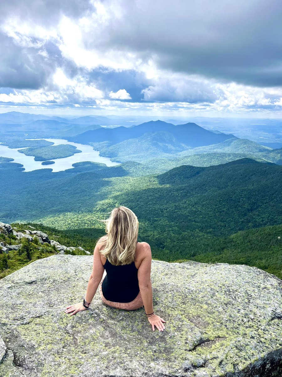 jackeyd's tweet photo. New fitness goal, to hike up Whiteface Mountain instead of driving up it. Anyone on here ever do this? #whiteface https://t.co/qyVipUGMpC