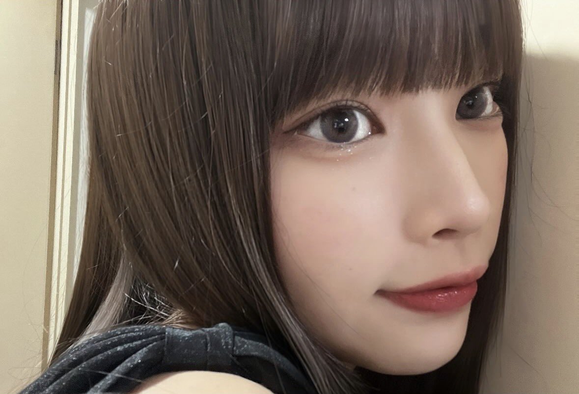 _suzu7x's tweet photo. 🐈‍⬛🔔

 #日常垢 https://t.co/u6kgLUuXge