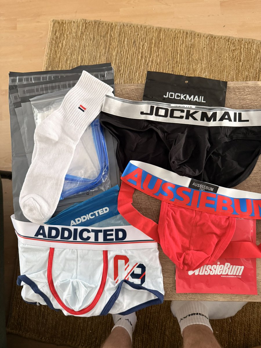 AustinOastxx's tweet photo. Just received my starter pack from @munderlyuk, and I’m very impressed! 
I got everything I need to start selling my gear including postage bags and ziplocks to keep em fresh 😉 AND some awesome undies to start me off… I don’t know if they’ve been following me before I joined, but they got my style bang on. I think I’ll be wearing these in for a while before I pass them on 😜

Anyways…. As I have some lovely new ones, I’ve listed some that are ready to find a new home, and will probably list more shortly.

Seriously, check them out and come join me and everyone on #Munderly

https://t.co/SvrXcKkiTo

#gayuk #gaybriefs #jockstraps #fcf #underwear