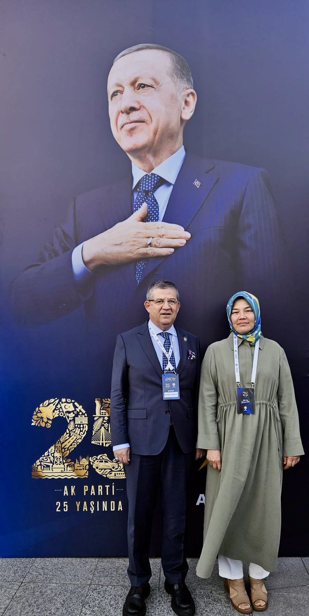 subasiogluMS's tweet photo. 📍Ankara

Kıymetli eşimle birlikte davamızın ve ilk günkü heyecanımızın adresi olan AK Parti Genel Merkezimizdeyiz. https://t.co/IZdPJwi6En