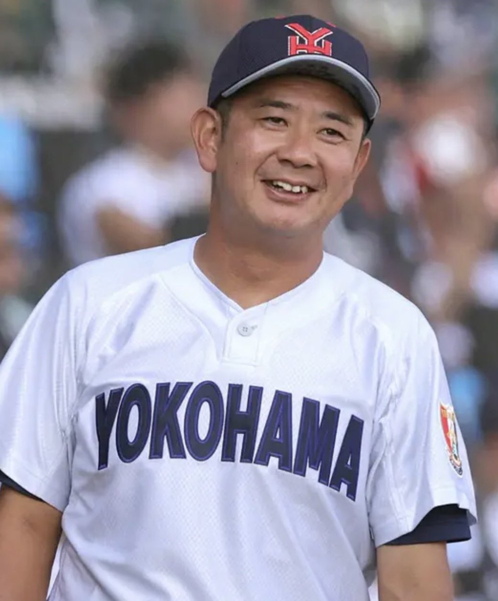 general_basebal's tweet photo. 「悪いな。ここ、こういう状況にするから、いいか？」

横浜・村田浩明監督。
1―1の六回無死二、三塁で織田翔希を投入。

「大丈夫です！」

「それにジーンときて、“こいつやるんじゃないかな”って」

申告敬遠で無死満塁。
156キロで三振、二ゴロ併殺。

無死満塁、無失点。

#高校野球 https://t.co/gpbl1FscMy