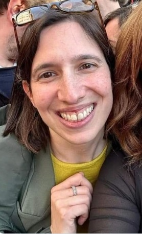 giordanoba25334's tweet photo. cit :" Quando una donna bella , è ANCHE intelligente, allora tutti la odiano..." https://t.co/KZf1wrIb0x