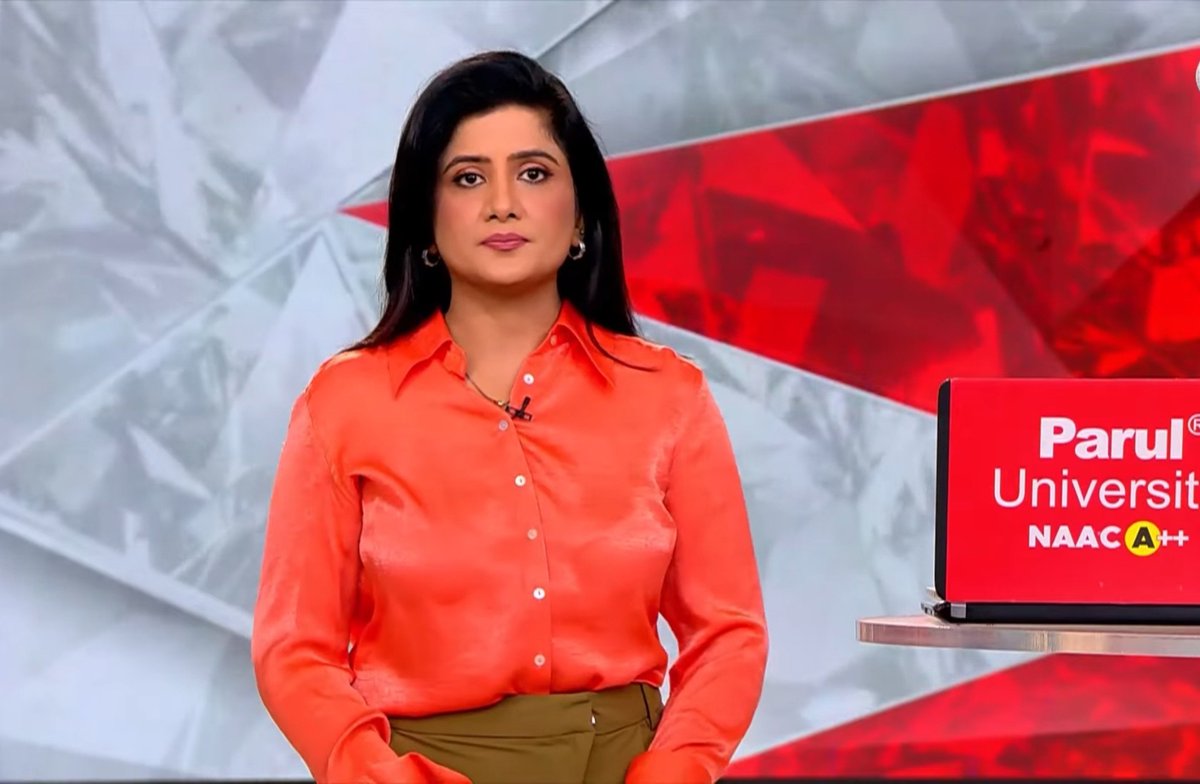 TARUNMI24's tweet photo. #Friday
Cute looks of the Day 🫰🏻🫰🏻 🧡🧡🧡🧿
#aajtak #9BajGaye #EkAurEkGyarah #lunchbreak #KhabreinAsardar #Khabrein7tak #Vishesh #cutelooks😘 #lookoftheday #sweetsmile @nehabatham03 Didi ji😊🧿😊#Khabardar https://t.co/nuhbbxdMHC