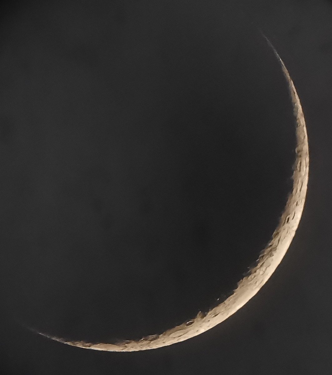 Khaled_skf's tweet photo. الآن #هلال #القمر #Moon المتزايد ليلة #السبت ٢ #ربيع_الأول ١٤٤٨ هجري الموافق ١٥ #أغسطس ٢٠٢٦م https://t.co/dAZHkqqYVd