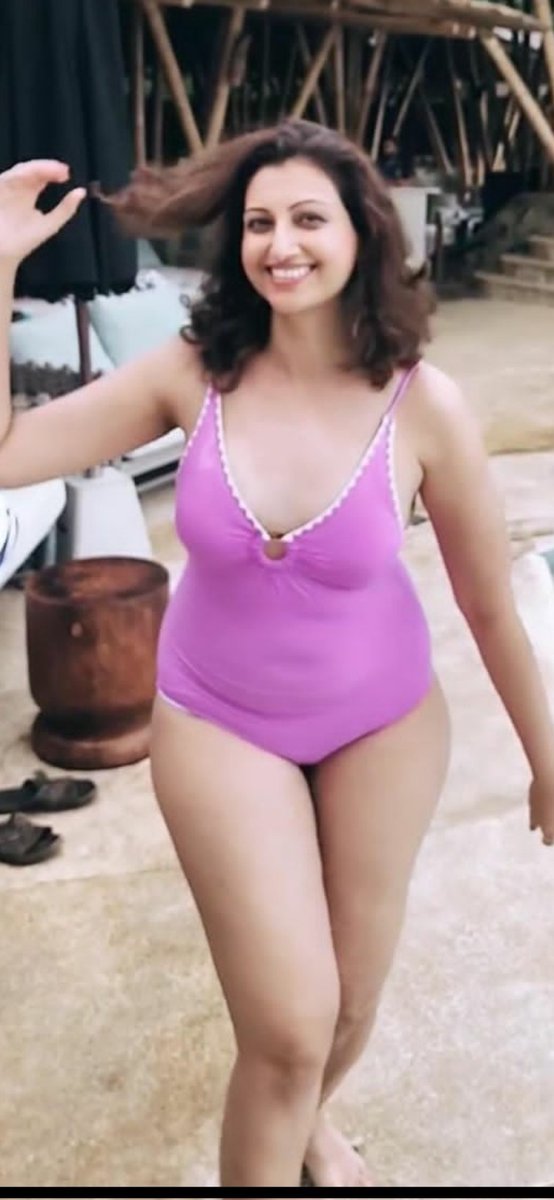 cinemaglitz_'s tweet photo. Bikini beauty #HamsaNandini https://t.co/UQAOpslped