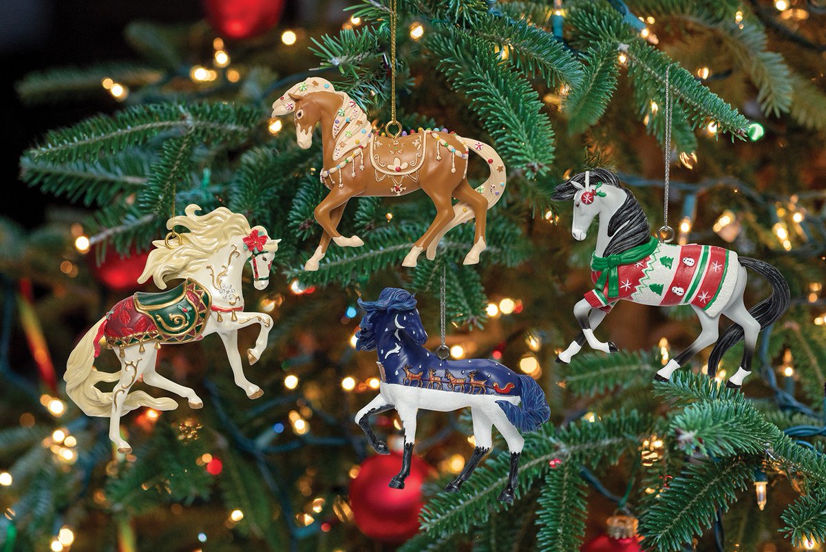 PaintedPonies's tweet photo. Holiday 2026 Painted Ponies are IN STOCK! Shipping now from The Trail of Painted Ponies Official Store. Collect the Magic of Christmas, One Horse at a Time.

FREE SHIPPING for orders over $75, shipped in the US.

SHOP HOLIDAY 2026 >  https://t.co/7z3hEITNy8 https://t.co/ynSJB8WOU0