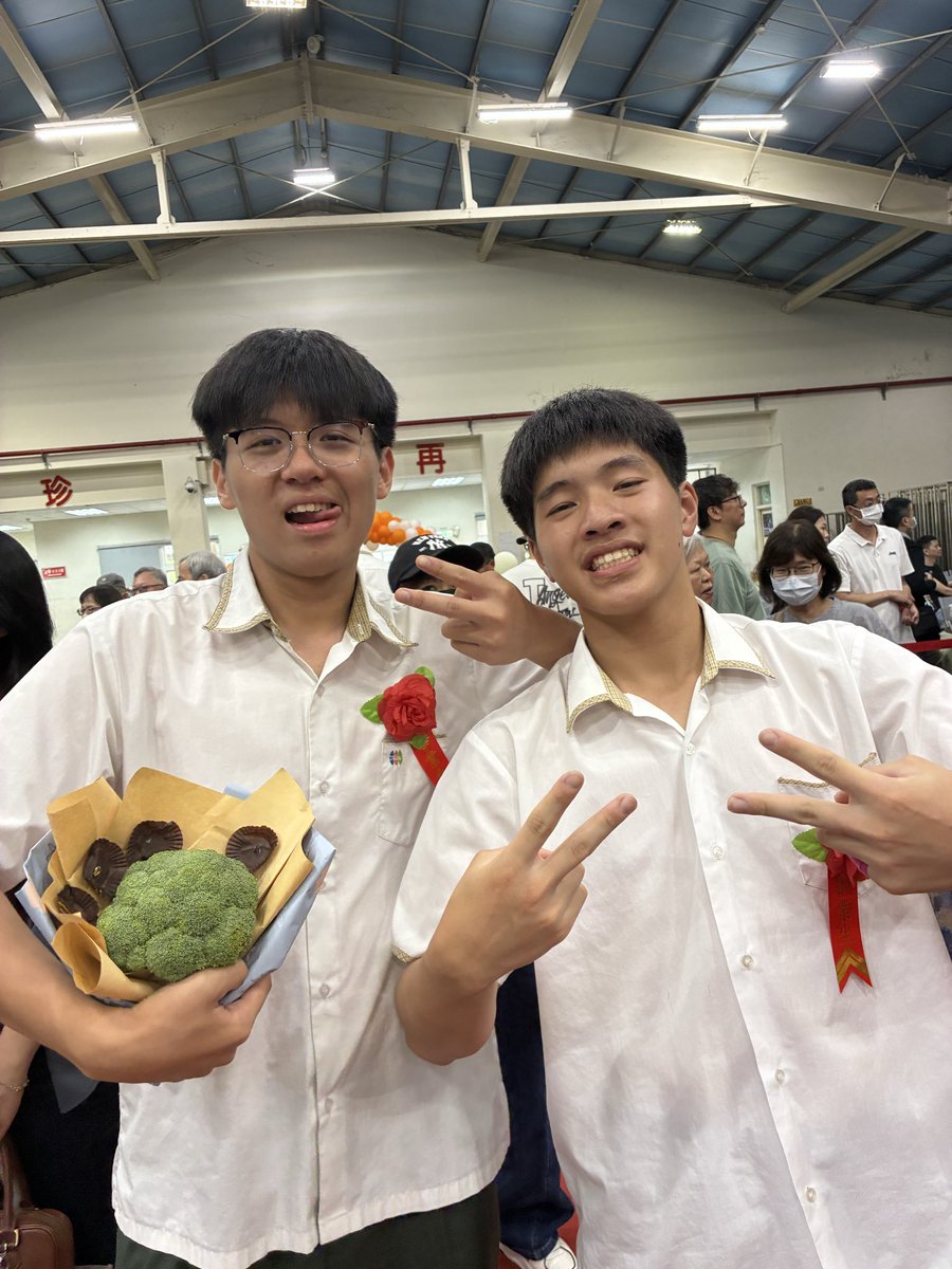zixintsing's tweet photo. https://t.co/h0PFAOR47T