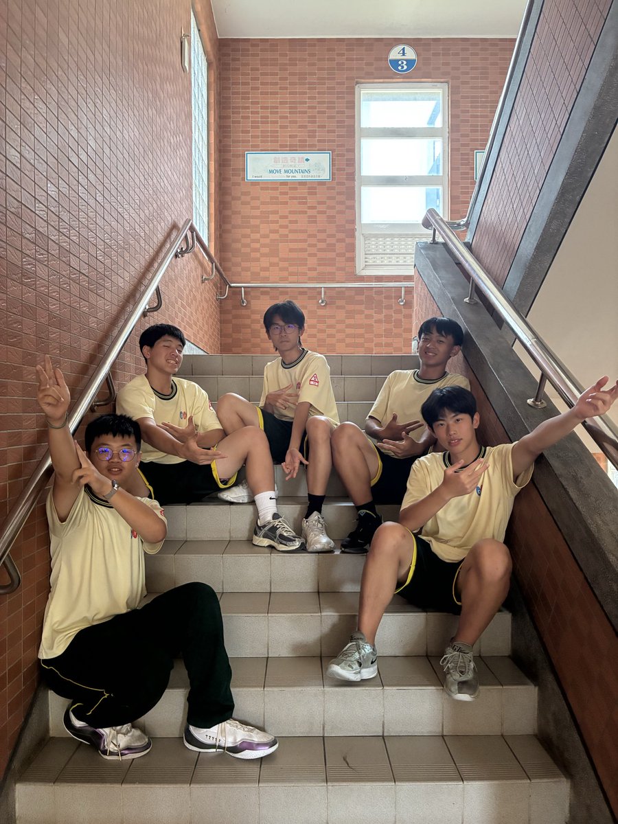zixintsing's tweet photo. https://t.co/h0PFAOR47T