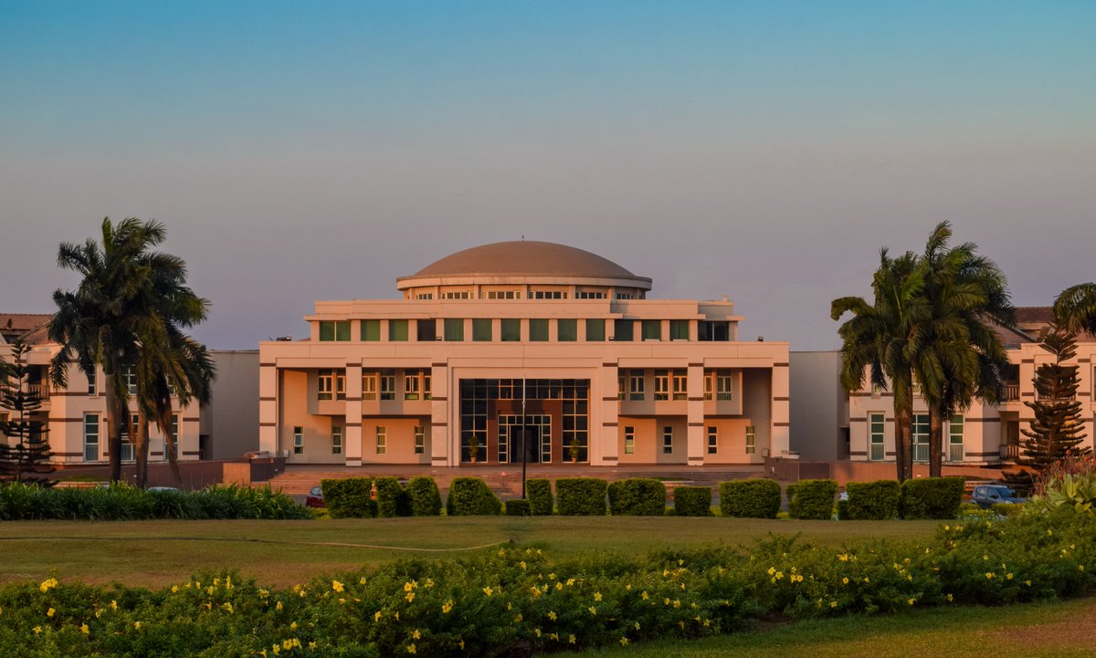 IndiatechF's tweet photo. 🚀 India takes a massive leap in Quantum Computing! 🇮🇳

Researchers at BITS Pilani &amp; IISc have developed quantum algorithms that officially outperform classical supercomputers—completing a 2-hour supercomputer task in just 20 seconds! ⚡ https://t.co/Cny4Cl3O66