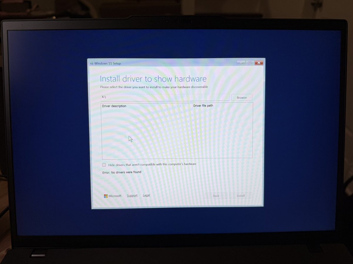 sultanmeghji's tweet photo. Ah Microsoft thank you for reminding me how much I love installing windows. 

I’m thinking longingly on the 157 3.5 floppies needed for Windows NT 3.51

Sigh https://t.co/hrzLPwPFGy