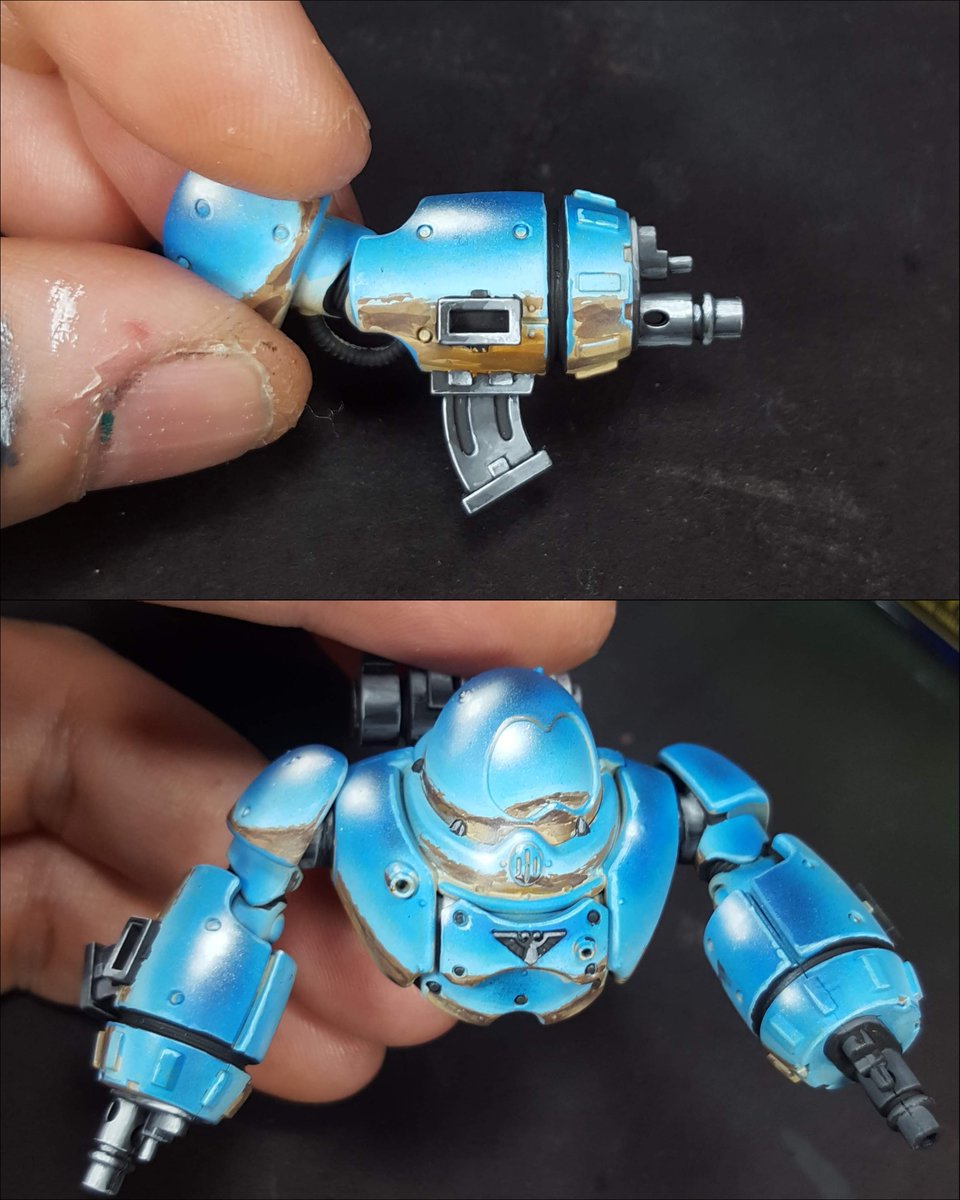 theminiaturista's tweet photo. The chromed kastelan and some of its painting steps. I find chrome easier to do than regular non-metallic metal. "Just" imagine a landscape and deform it against each surface.
You have the painting guide up there in the link.

#warhammer40k #warhammer #warhammercommunity https://t.co/Cf6FG4LIs2