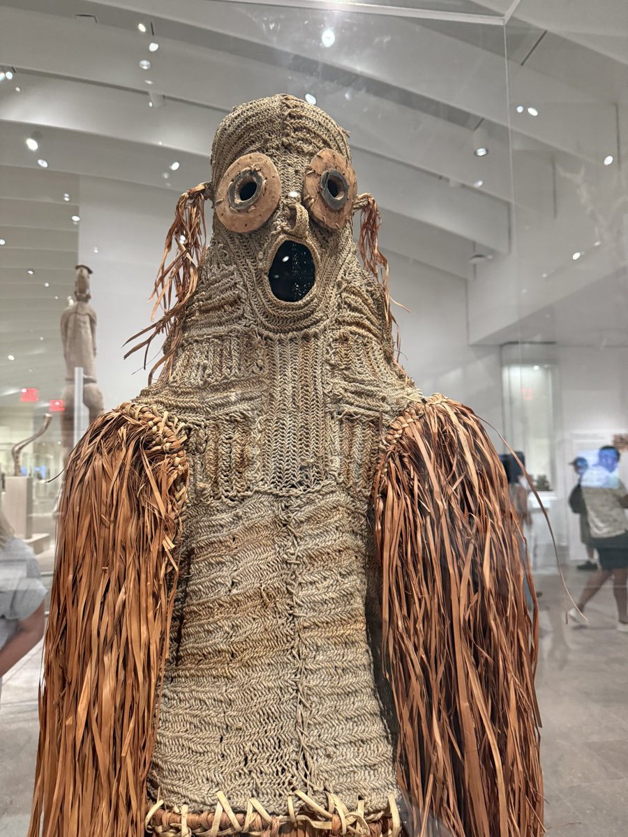 Moon_Kiss___'s tweet photo. Visit the Metropolitan Museum of Art when you have time it’s really interesting. https://t.co/qFGnppRXTz