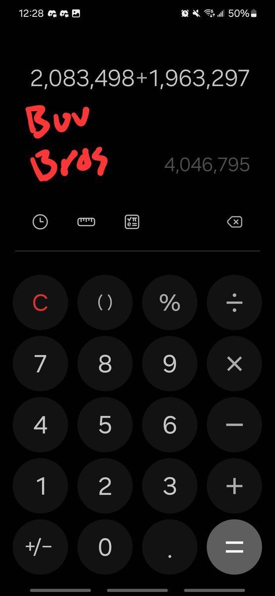 Project0Mortal's tweet photo. @BrowMeed @Goreshx @Raiyuden_YT @Zakashiii @CountVergil @Nanogenix @SIaybix I think it checks out unfortunately 💔. The first number is the damage the second strike did and the second number is the damage the first number did (not factoring in combo comp or dg/defense numbers but it would be a similar result). Buu bros has a tiny bit more damage https://t.co/uIr7KN3OWU