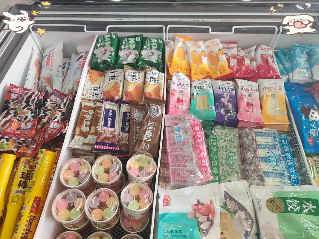 LBTYPerformance's tweet photo. Grab your go-to snacks u0026 drinks! New batch of cold brew, matcha bars and iced pops just hit the shelf at Corner Store  Stock up for your week!， https://t.co/ReJT9zNDJk
