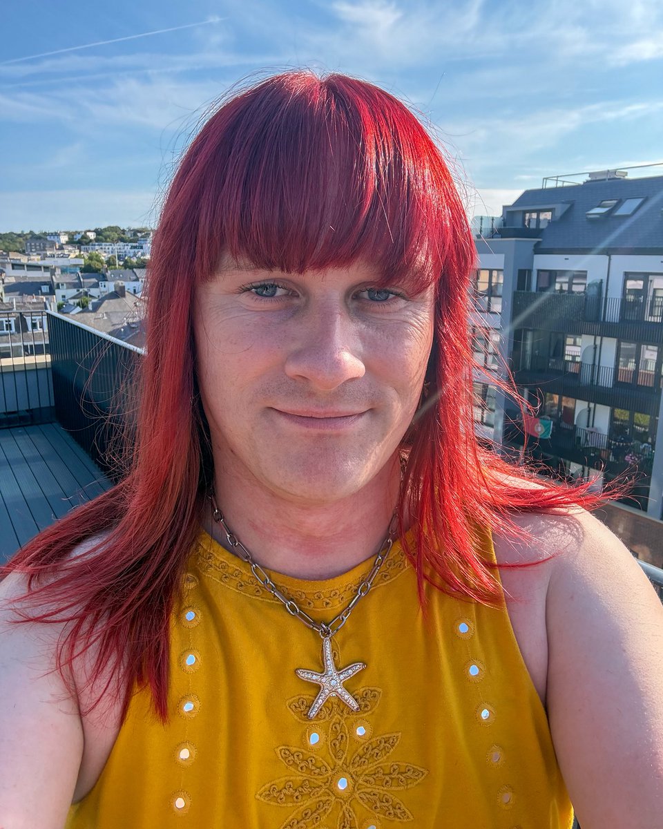 stargazegirl_'s tweet photo. New hair debut!!! https://t.co/BDJOmCs9va