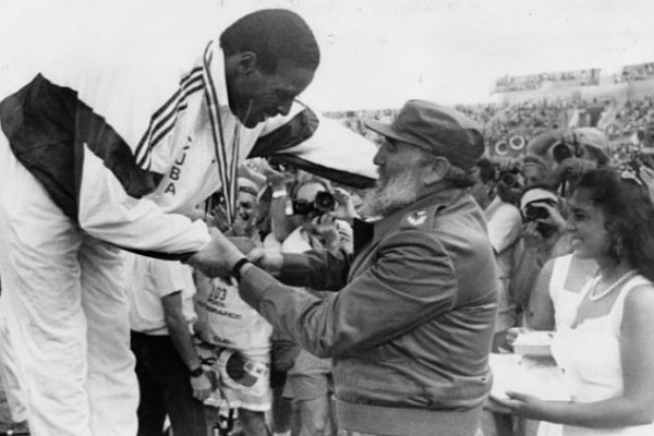 jit_digital's tweet photo. El #DeporteCubano se parece a #Fidel
La historia tiene su coincidencias mágicas y quiso que el Jefe de la Revolución Cubana, quien concibió el deporte como un derecho del pueblo, naciera el mismo día, mes y año que el Comité Olímpico Cubano. #SiempreXCuba
https://t.co/hCCrvYI97F https://t.co/rHddTsRNXQ