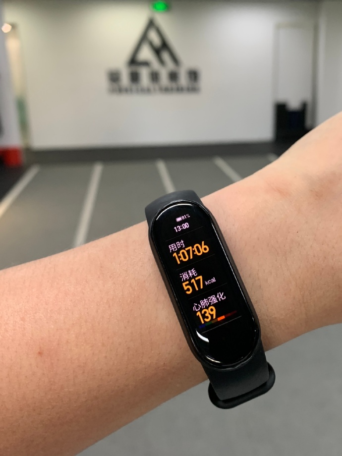 commentisfreee's tweet photo. Adjusted my sleep schedule to 10PM bed + 6AM wake—feeling way more focused and energized already! Small change, big win for daily productivity https://t.co/or7slcvePS