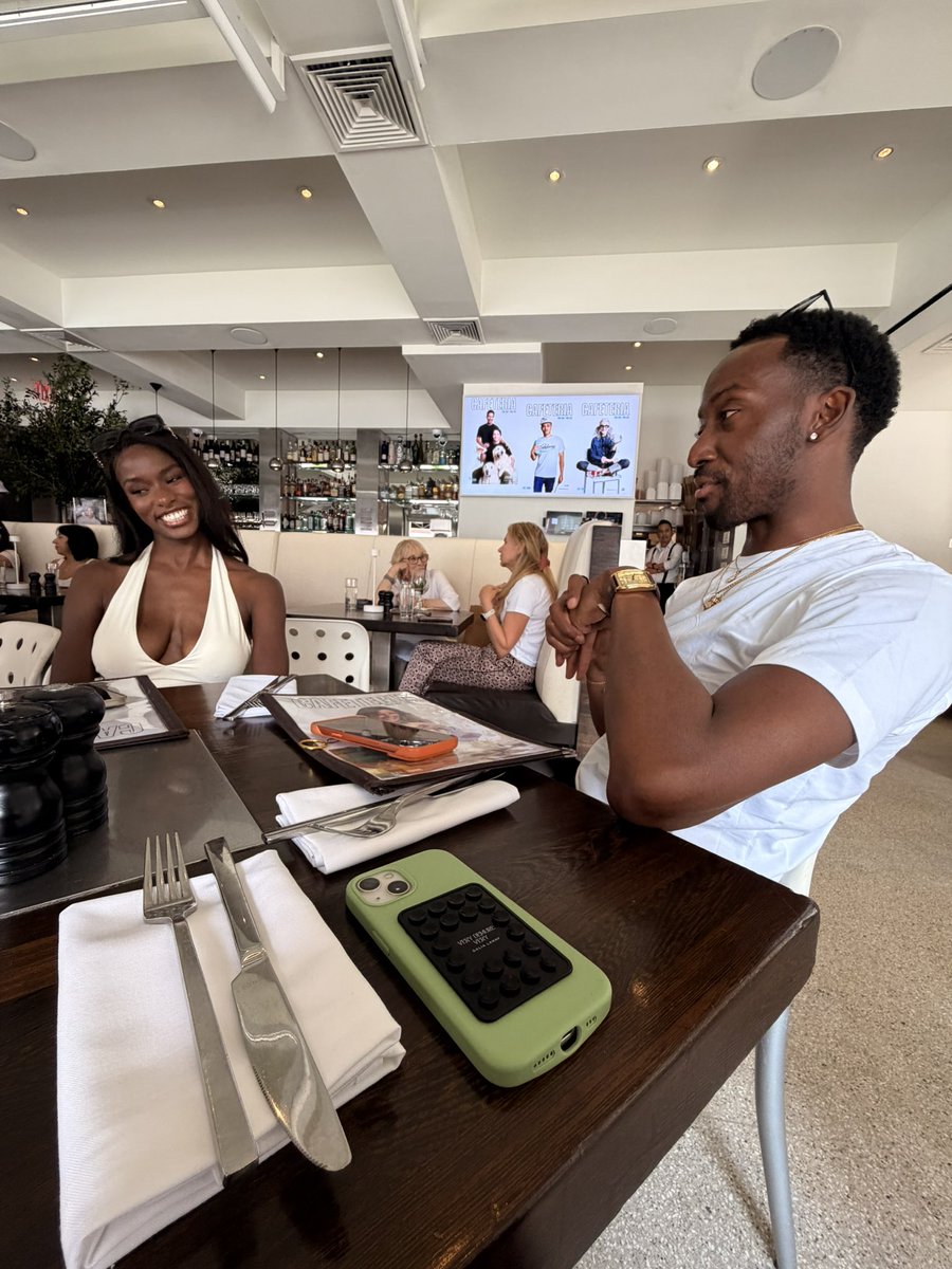 drtycheye's tweet photo. Yesterday was a lot! But got the chance to do lunch with my bestie after the shoot! https://t.co/nB1K1WSjT2
