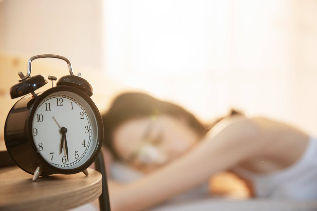 Dengmalok5's tweet photo. Sleep 7-8hrs, wake up at 7AM, hit a midday walk, and log tasks before bed—small tweaks make big energy wins  Start your better routine today! https://t.co/AgZHd6nsxC
