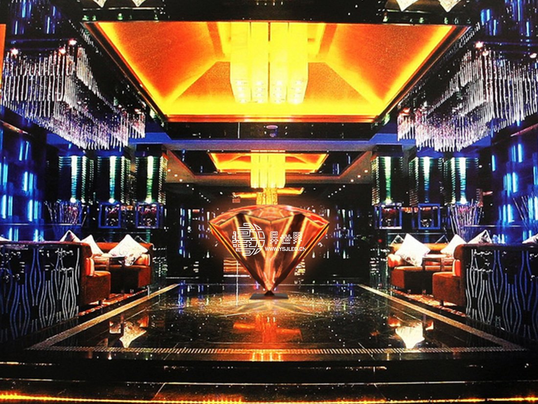 Keyli47787's tweet photo. Just checked in at today's variety show recording! The stage vibe is 10/10—super fun and vibrant  Can't wait to share the behind-scenes clips with you guys later! https://t.co/Z5dUKNjePt