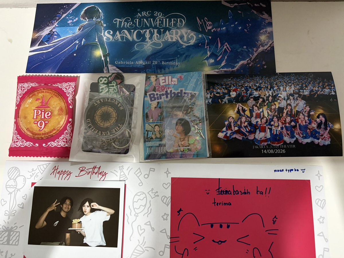 BismaGofur_'s tweet photo. What a great day,jujur cape banget tapi seruuu.

Thank you @EllatheriaOfc udah bikin projectan yang keren abiez,@AM_EllaJKT48 pasti bangga banget sama kalian. 
Semoga bisa bertemu kembali di lain waktu.

#Arc20TheUnveiledSanctuary https://t.co/kcwJL5xbeh