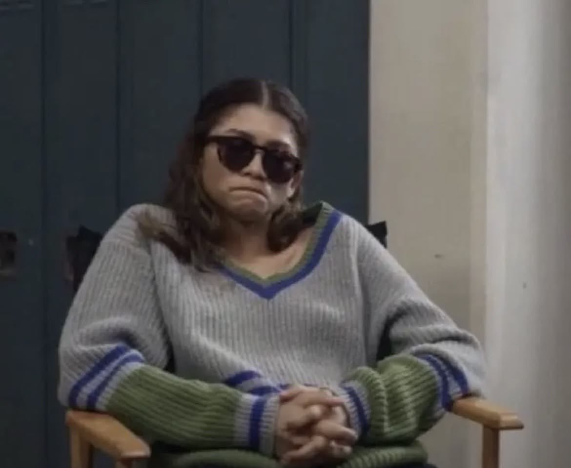 clintashaspawn's tweet photo. AMC COUNT YOUR F*CKING DAYS WHY CANT I USE MY A LIST FOR DOOMSDAY TICKETS— https://t.co/dlVJ1N3aqU