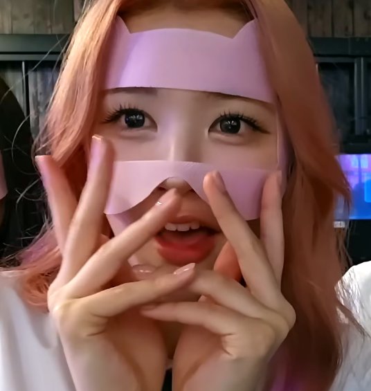 12lemon20's tweet photo. 이 날 너무너무너무 귀여워서 웃음남 https://t.co/FyHmPNADUR