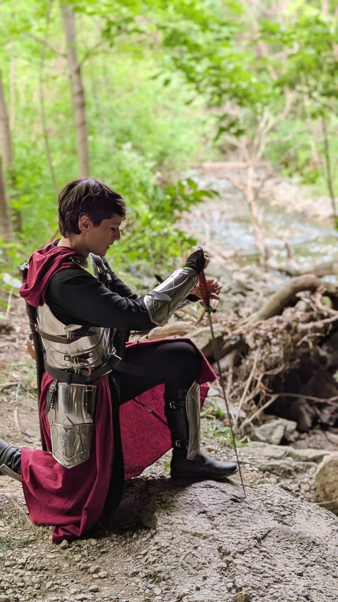 ArcaneOutlaw's tweet photo. My favourite fit I've worn so far to a Renaissance faire 🗡️✨
#paladin #ladyknight #renfaire https://t.co/BQRpHeCFXp