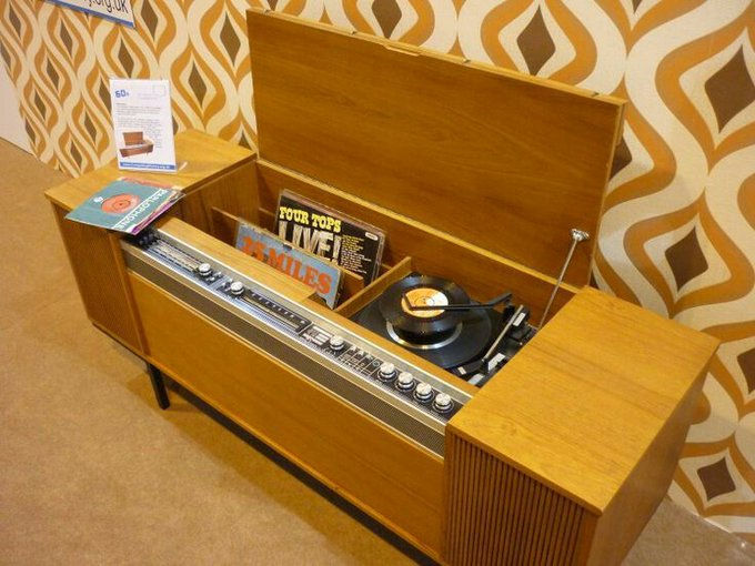 oakroyd's tweet photo. #FridayFunk - Four Tops. https://t.co/yTjX9iXEE1 https://t.co/MZI23wBu67