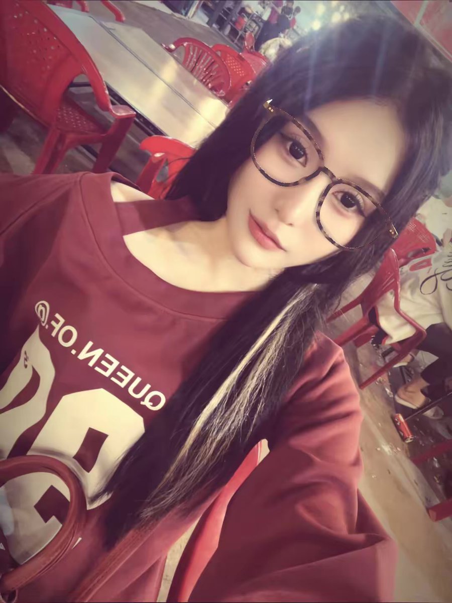 leditu06's tweet photo. Yêu em hay để em yêu 🫶 https://t.co/BvoCHgzsK5
