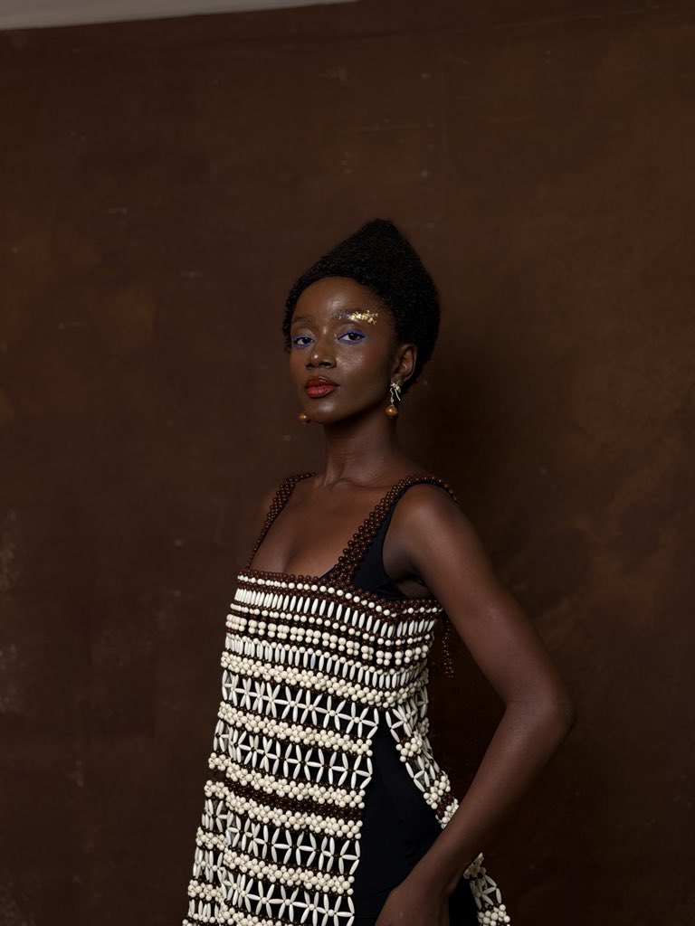 AfriqueKOD's tweet photo. Izo Beaded Mini Dress.
Shop via the website, link in bio. 🤎
#afriquekod #izo #thebecomingcollection #MadeInAfrica #NewRelease https://t.co/rsZsxOVzg4