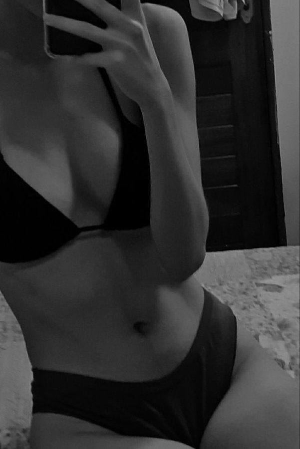 GoddessGracy8's tweet photo. I’m the reason your wife is never going to see any of those checks….   💅🏽   
Break that marriage down for me.   
I want all of you.  
I want all of your finances and full control.   

• Findom / relapse / exposure / blackmail  Findom Goddess / HumanATM /Walletdrain Brat / feet worship  Findom Paypig Cuck Cuckhold Humanatm Feetfetish Submissiveguy Femdom