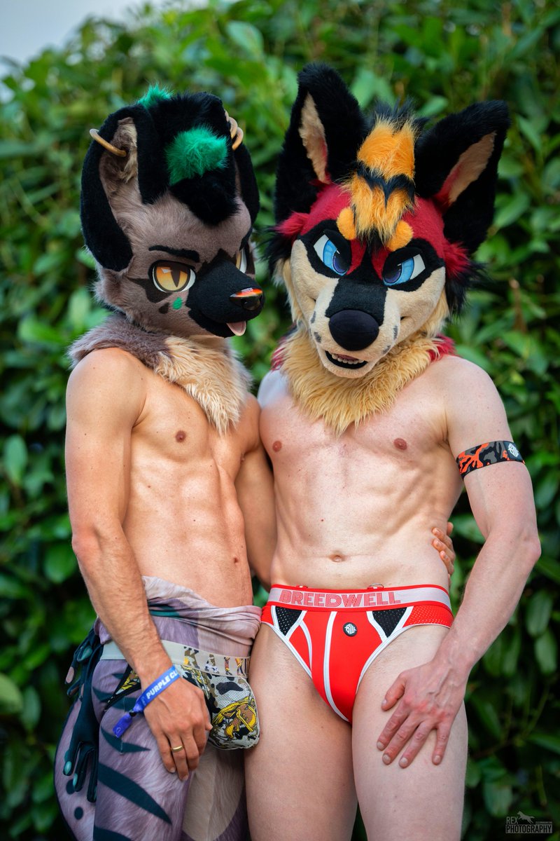 swizzyeen's tweet photo. EF roll call! 
Where my moots at? 
- come touch https://t.co/DG27Xs3O3D